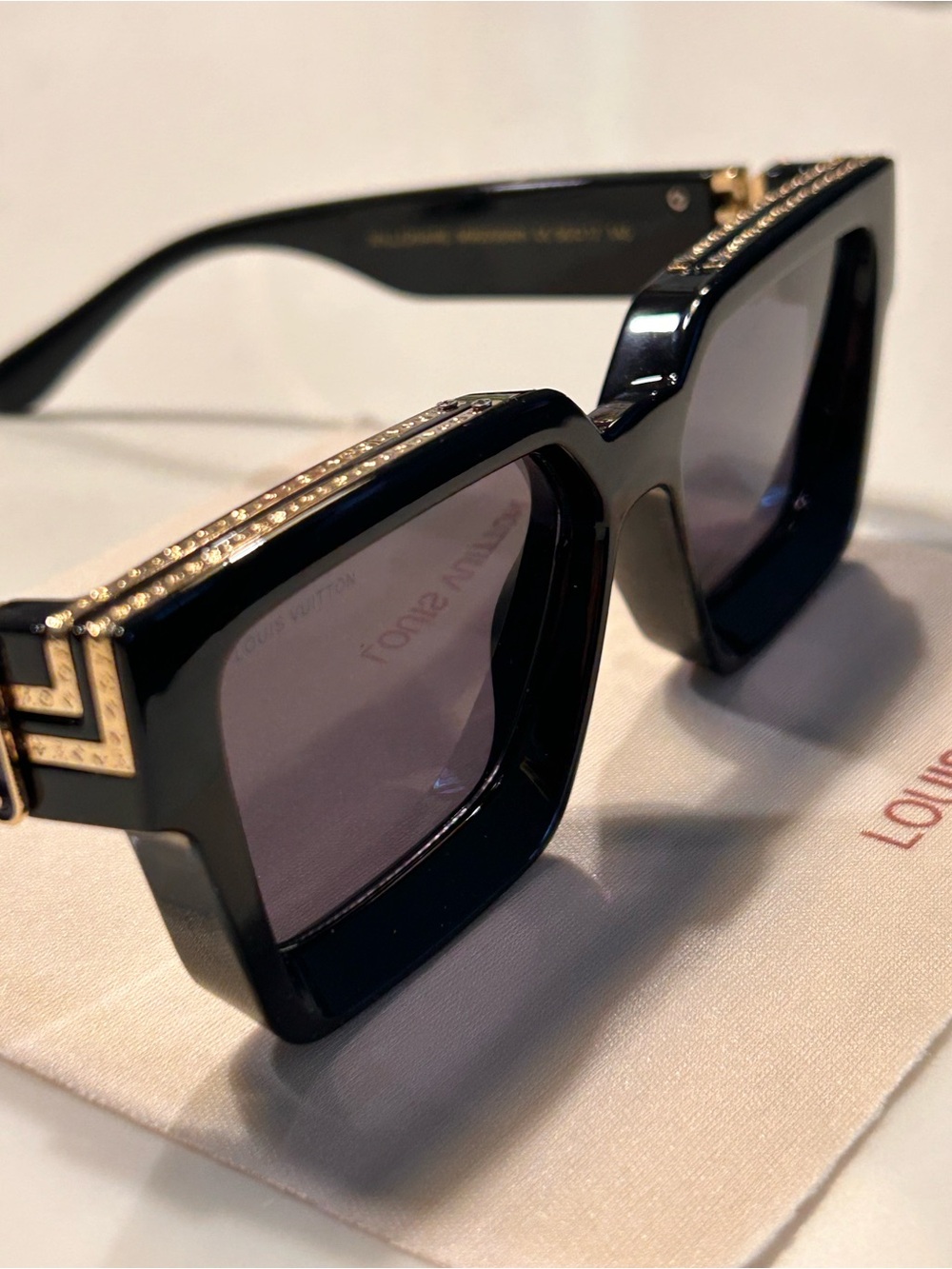 Louis Vuitton Black and Gold 1.1 Millionaires  Sunglasses with LV Accent - Picture 2 of 9